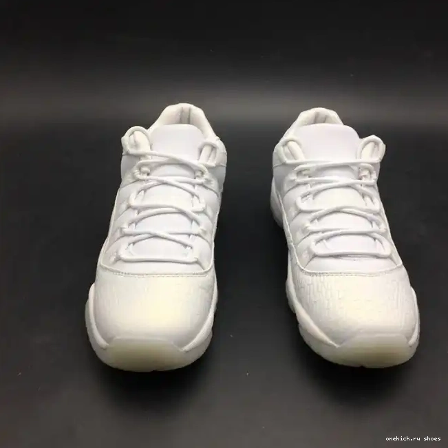 Rep 897331-100 Jordan Low Frost White Heiress 11 Air 0509